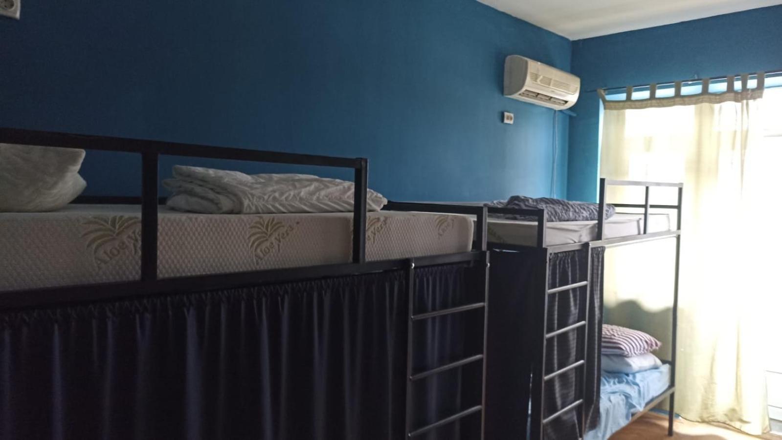 פרישטינה Newborn Center Hostel All Day Free Coffee מראה חיצוני תמונה