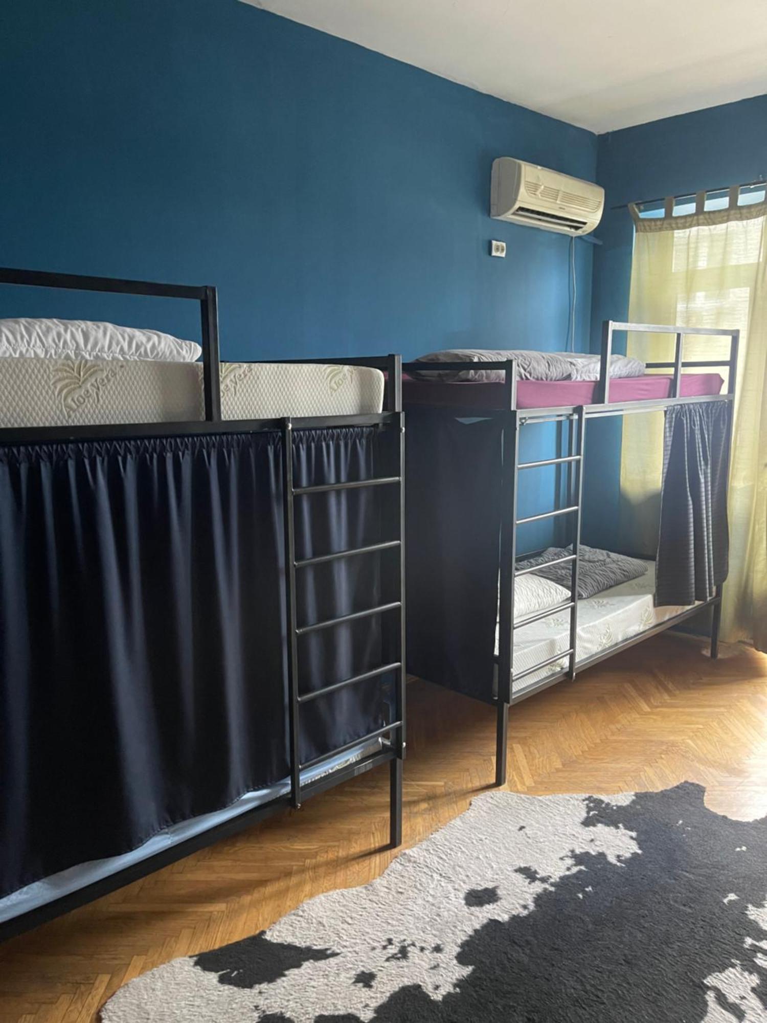 פרישטינה Newborn Center Hostel All Day Free Coffee מראה חיצוני תמונה
