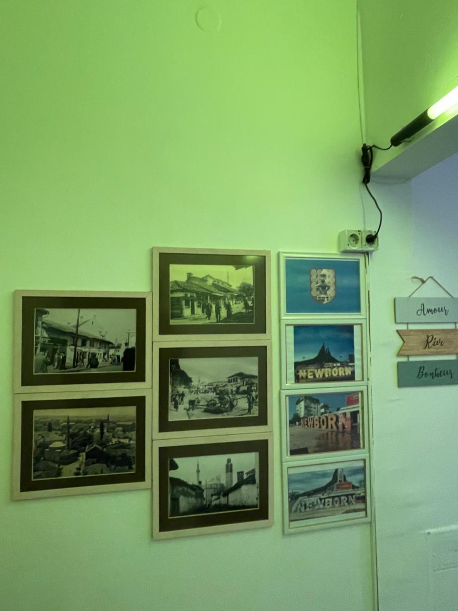פרישטינה Newborn Center Hostel All Day Free Coffee מראה חיצוני תמונה